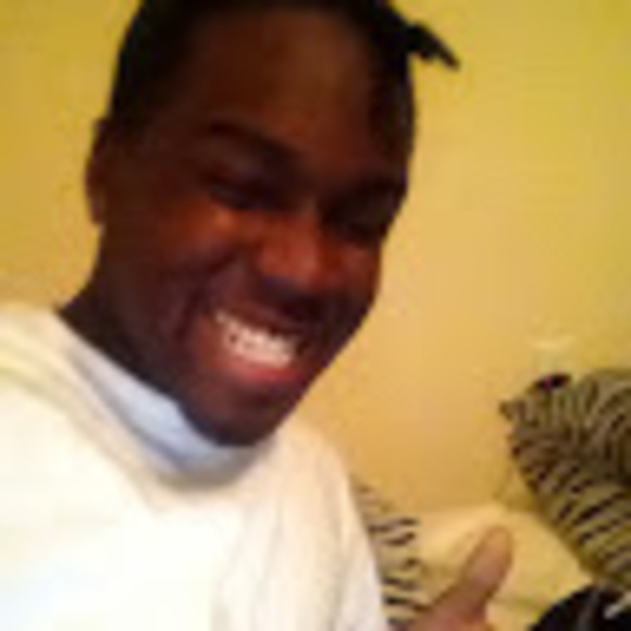 Meet your Posher, Tiandra - Picture 1 of 1